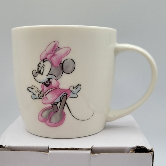 Disney Minnie Mouse Ceramic Coffee Mug - Picture 1 of 6